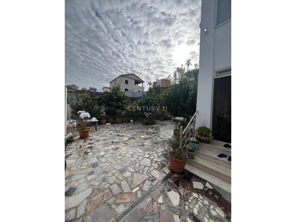 3-Story Villa for Sale in Durres !!