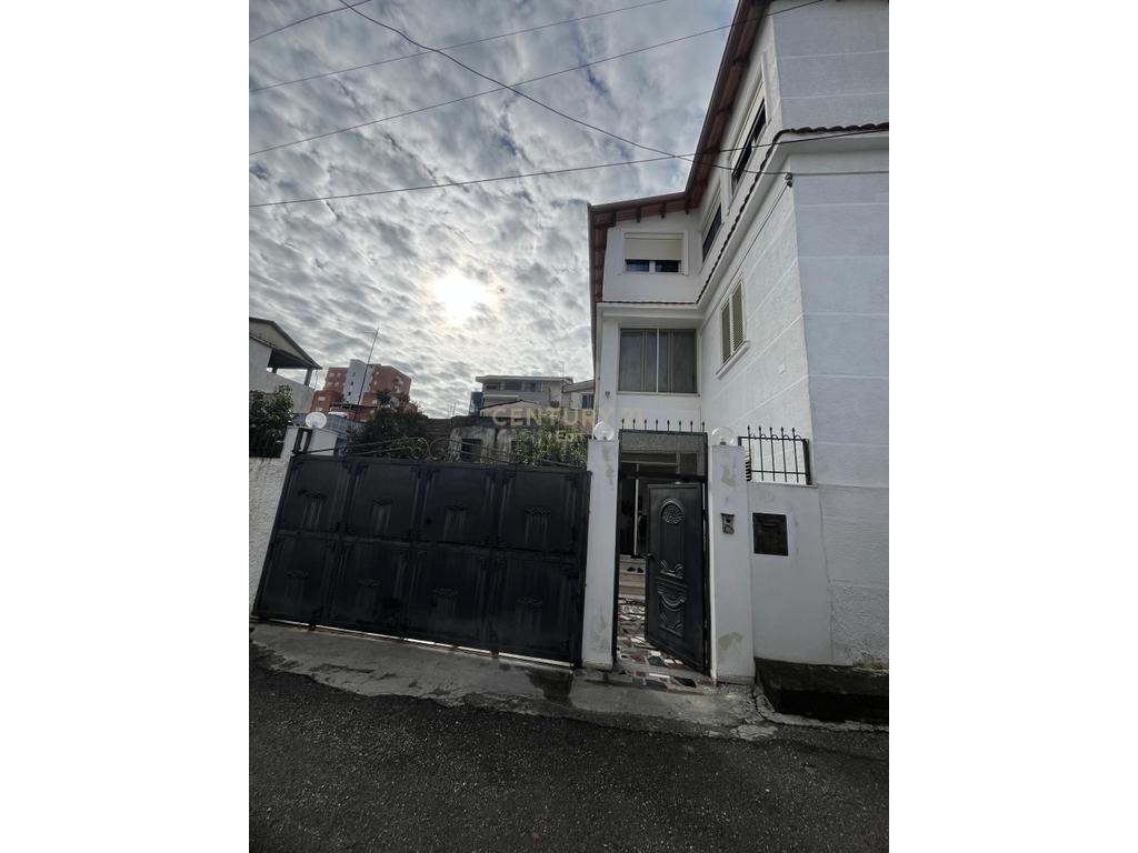 3-Story Villa for Sale in Durres !!