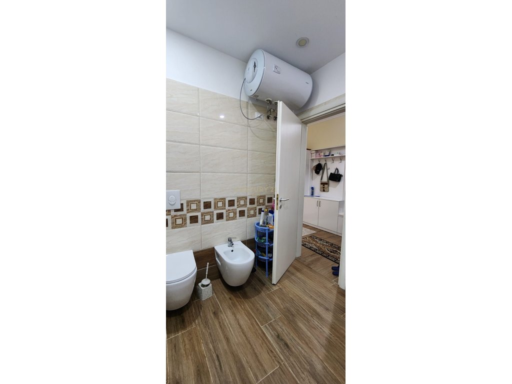 Apartment 2+1 for sale on Rruga e Re e Portit, Durres!