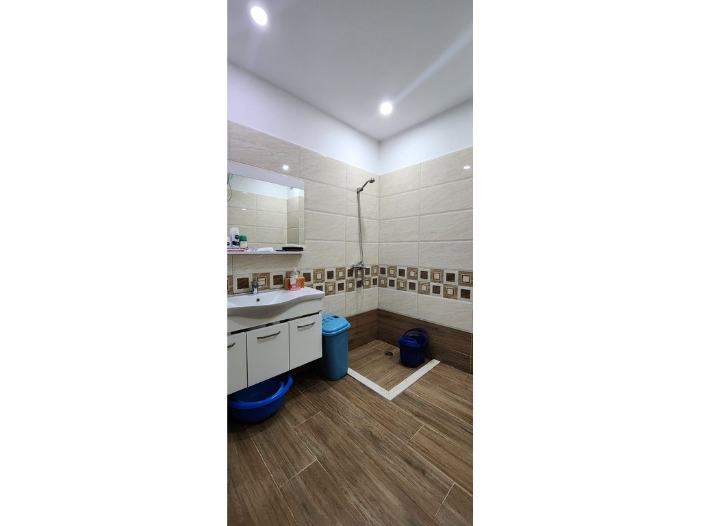 Apartment 2+1 for sale on Rruga e Re e Portit, Durres!