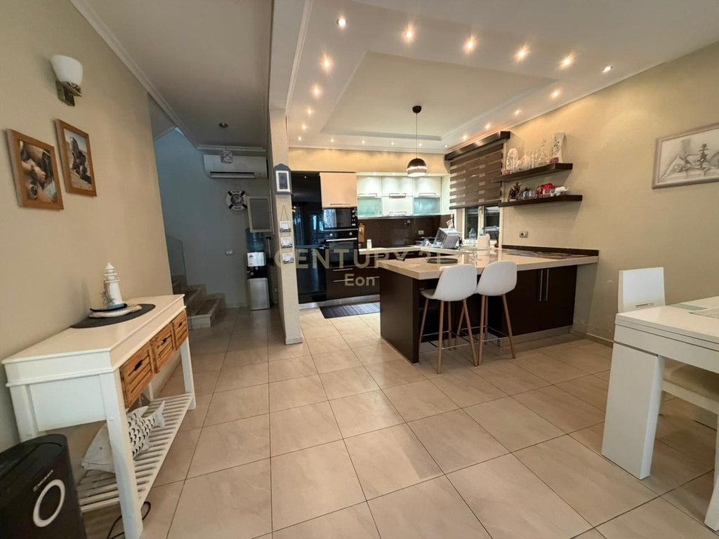 3+1 Villa For Sale in Qerret!