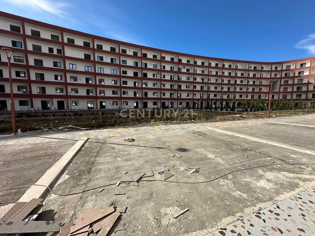 APARTMENT 1+1 FOR SALE WITH YARD IN EON RESIDENCE GOLEM!