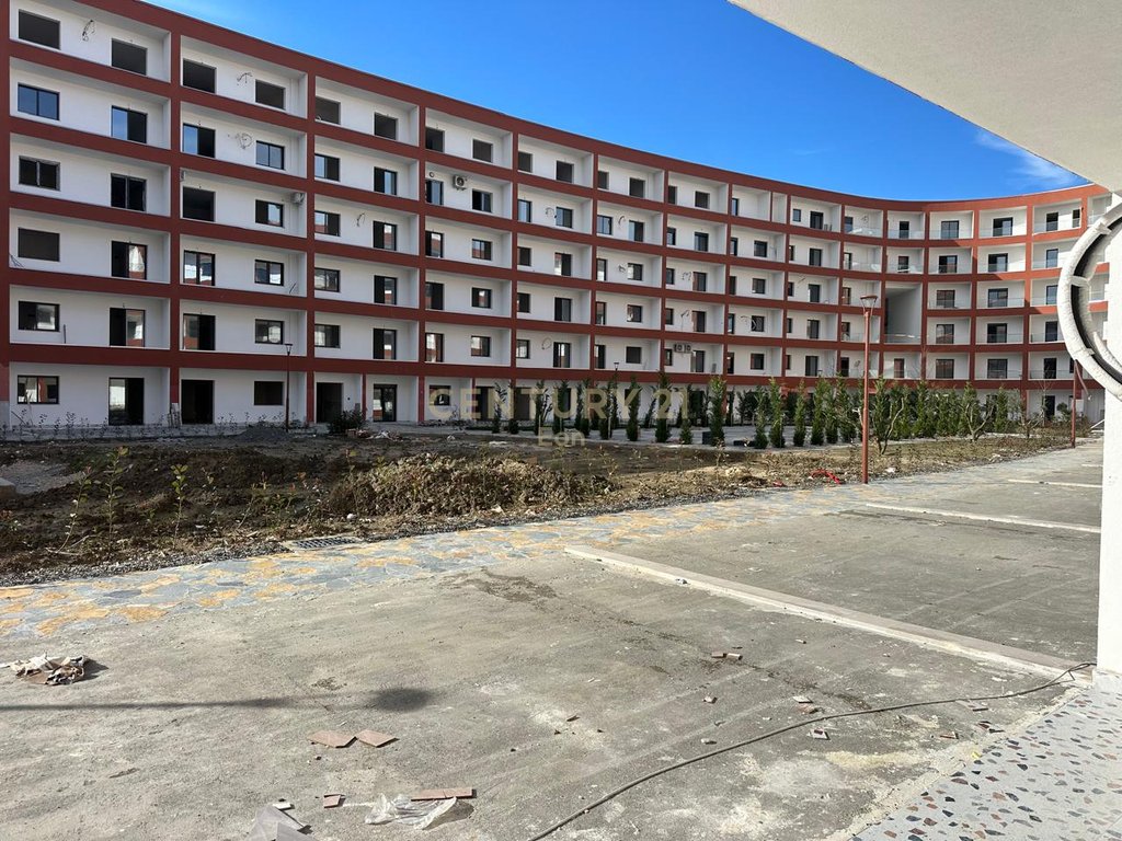 APARTMENT 1+1 FOR SALE WITH YARD IN EON RESIDENCE GOLEM!