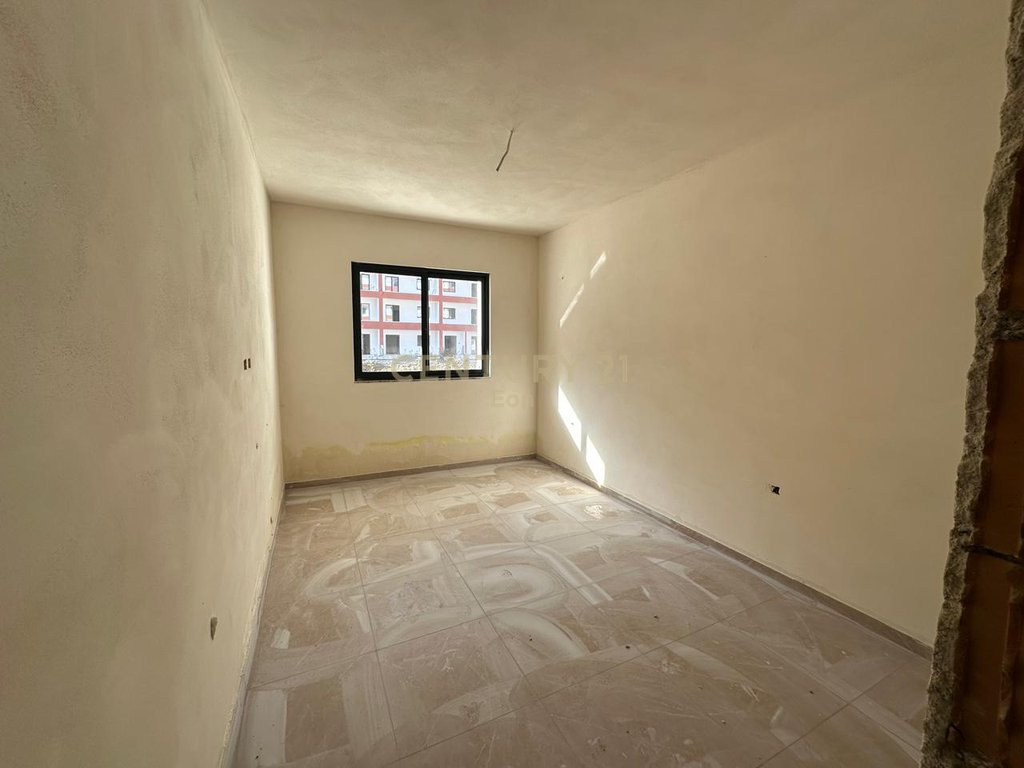 APARTMENT 1+1 FOR SALE WITH YARD IN EON RESIDENCE GOLEM!