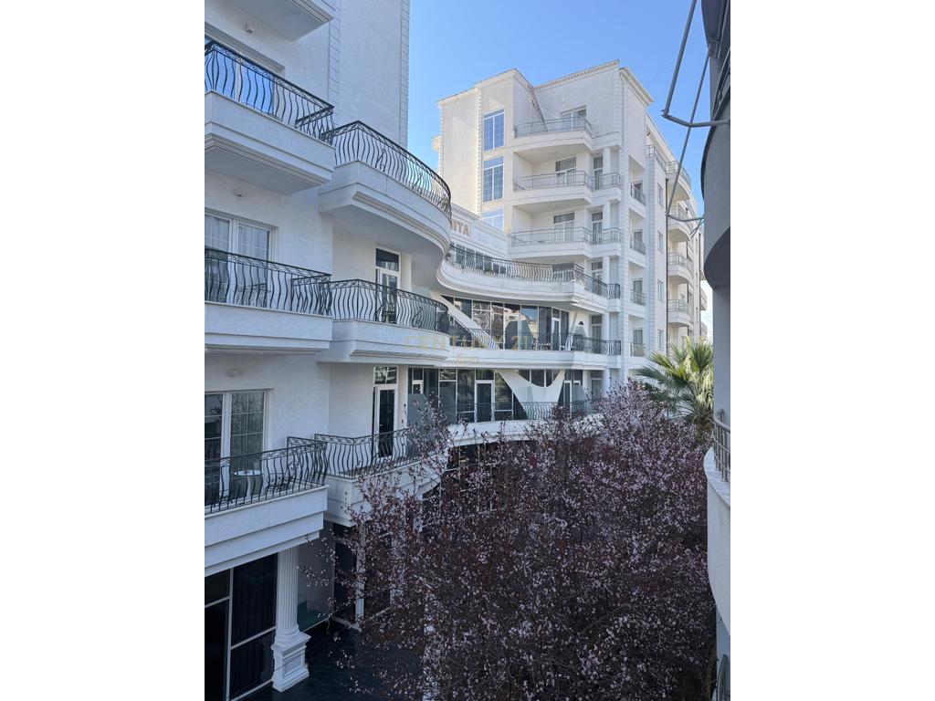 1+1 Apartment for sale in a luxury residence near the sea, Golem!