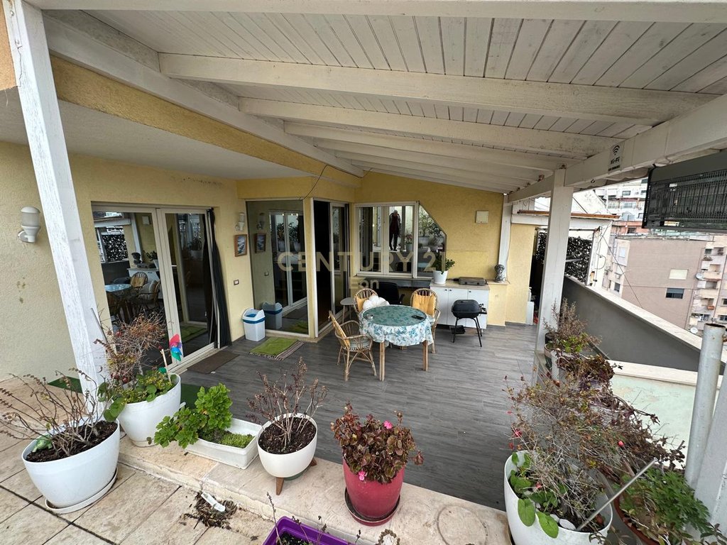 FOR RENT 3+1+2 APARTMENT WITH SEA VIEW IN VOLLGA DURRES!