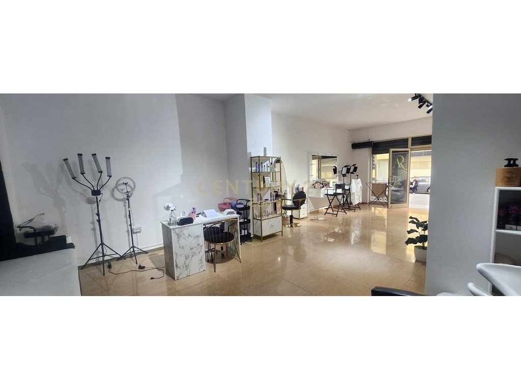 Shop for rent on the Beach, Durrës!