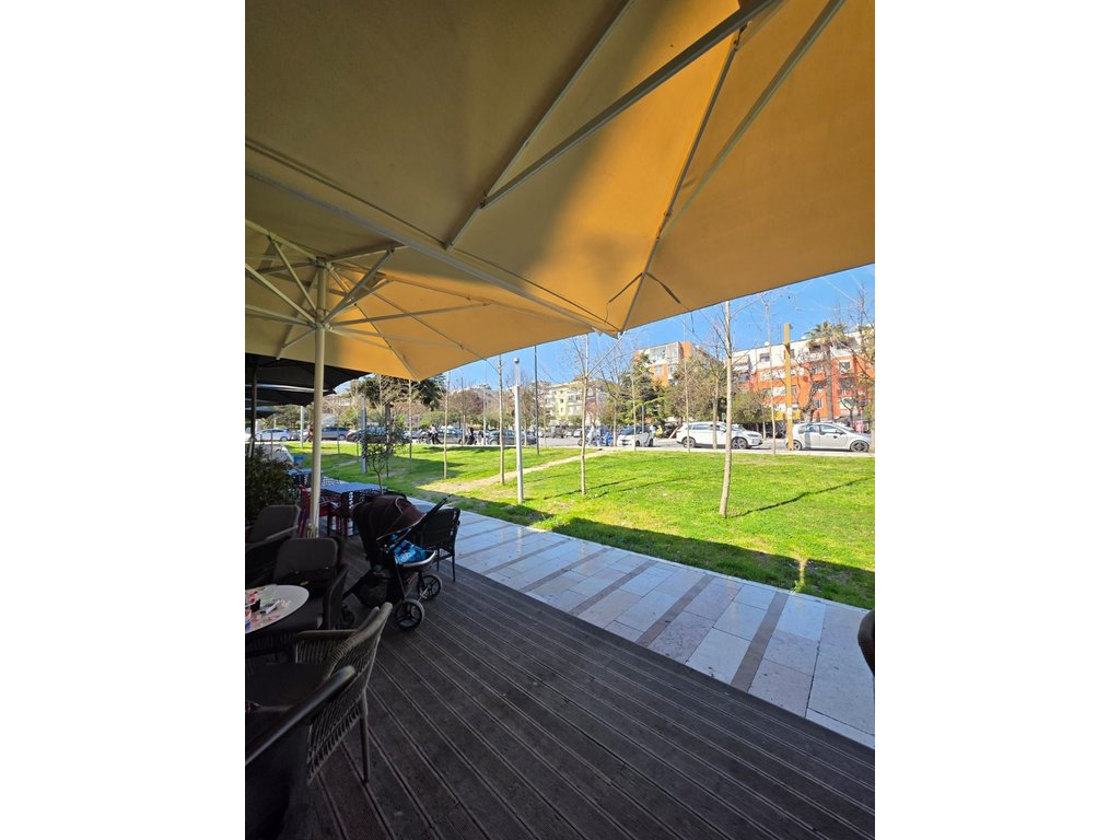 STORE FOR SALE IN THE CENTER OF DURRES!