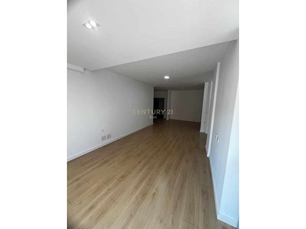 2+1 Apartment For Sale on the Beach, Durrës!