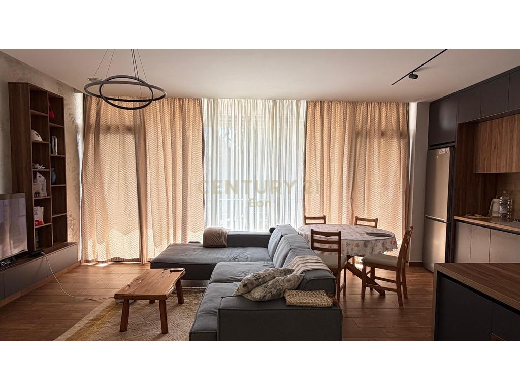 APARTMENT 2+1+2 FOR SALE WITH SEA VIEW, VILA E ZOGUT DURRES!