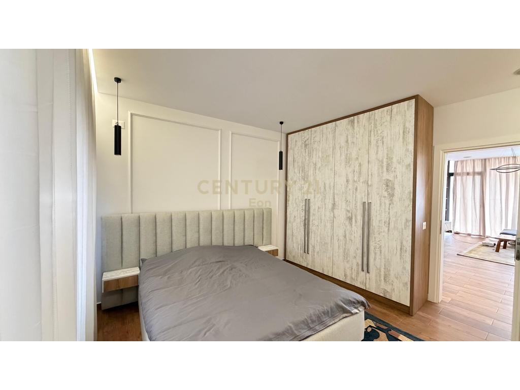APARTMENT 2+1+2 FOR SALE WITH SEA VIEW, VILA E ZOGUT DURRES!