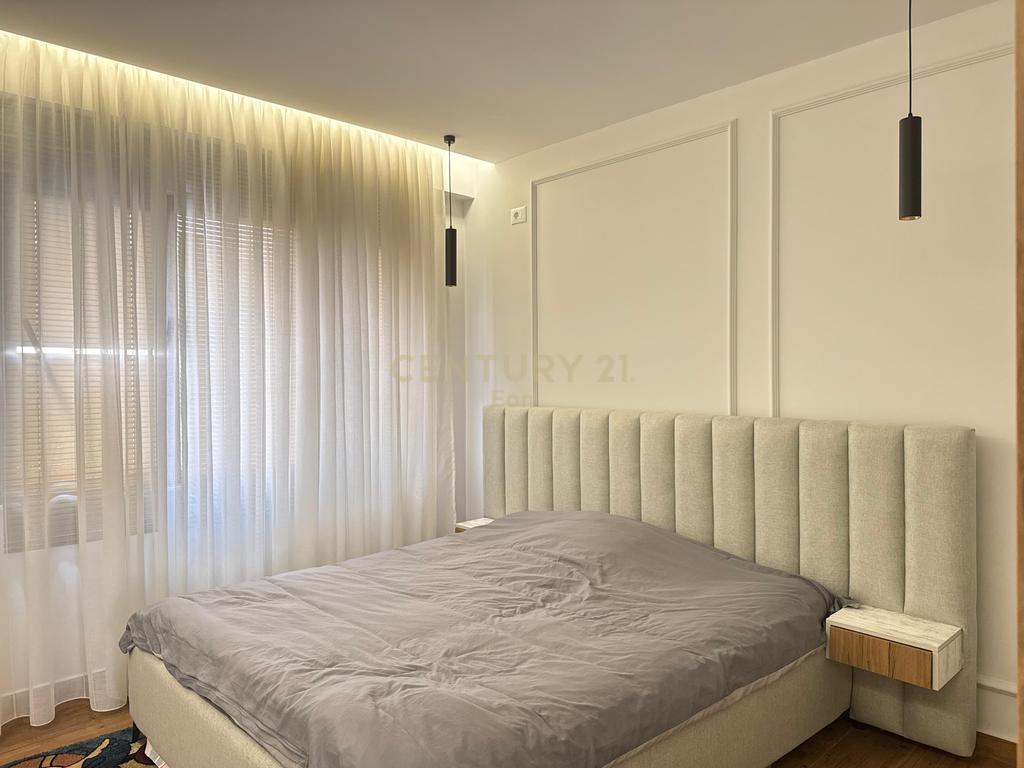 APARTMENT 2+1+2 FOR SALE WITH SEA VIEW, VILA E ZOGUT DURRES!