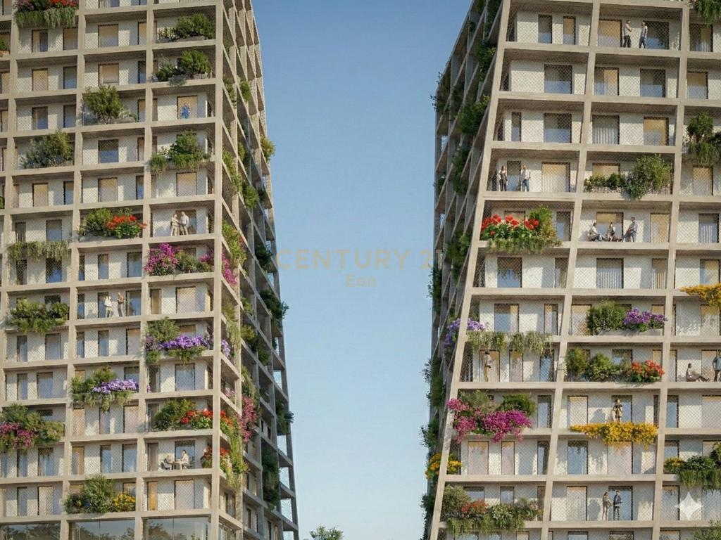 1+1 APARTMENT FOR SALE AT "DESLA TOWER" BEACH, DURRES!