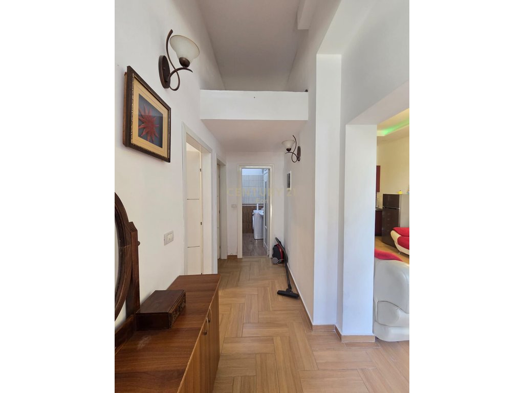 FOR SALE 2+1 APARTMENT FIRST LINE WITH SEA VIEW IN GOLEM!