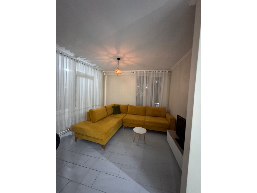 APARTMENT FOR RENT IN THE CENTER OF SHIJAK!