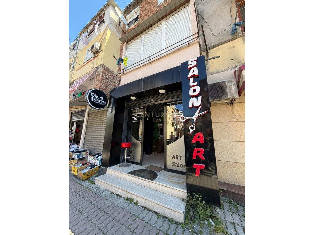 Shop 2+1 For Sale in Former URT, Durrës - €155,000 | 60 m²