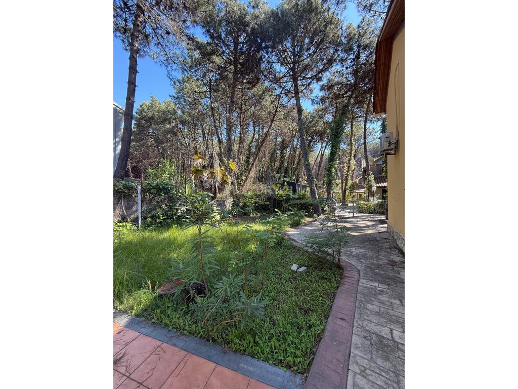๐จ๐ SUPER OFFER โ Premium villa for sale in Qerret, near the sea! ๐กโจ