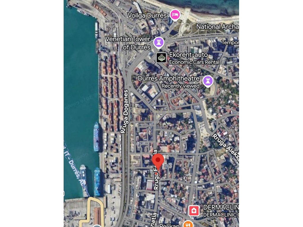 SPACE FOR SALE! GREAT INVESTMENT OPPORTUNITY IN THE CENTER OF DURRËS!