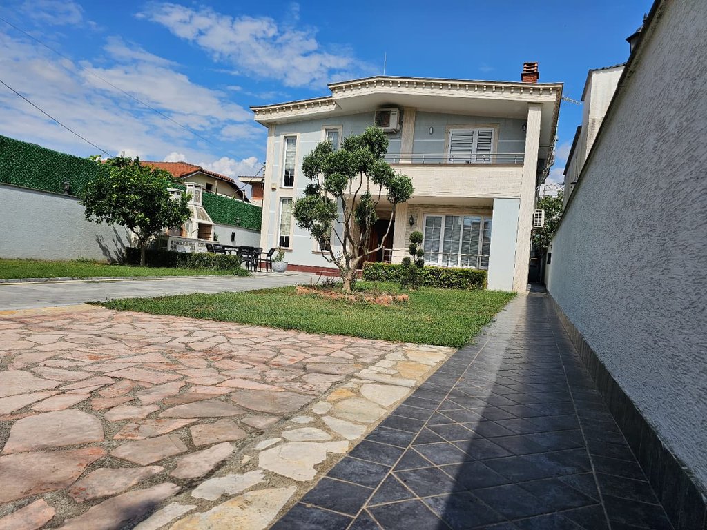 VILLA FOR SALE IN KAMEZ