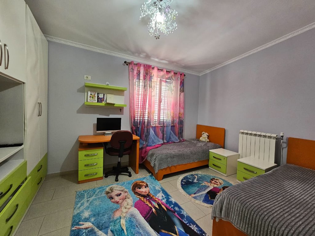 VILLA FOR SALE IN KAMEZ