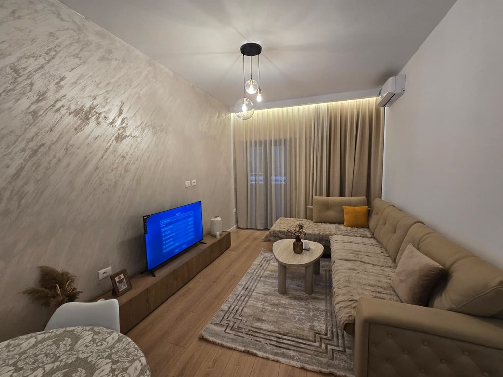 MODERN APARTMENT FOR RENT AT GALERIA (FORMER CINEMA 17-NENTORI)