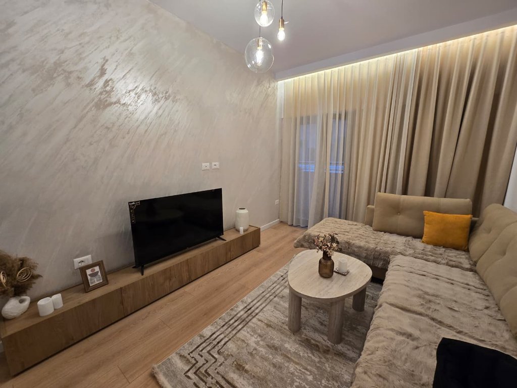 MODERN APARTMENT FOR RENT AT GALERIA (FORMER CINEMA 17-NENTORI)