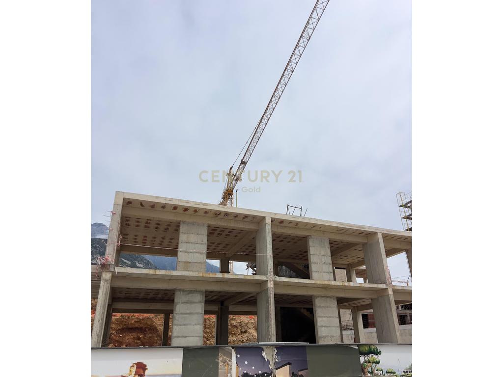 Apartment 1+1 at Residence "Square Village" Dhërmi
