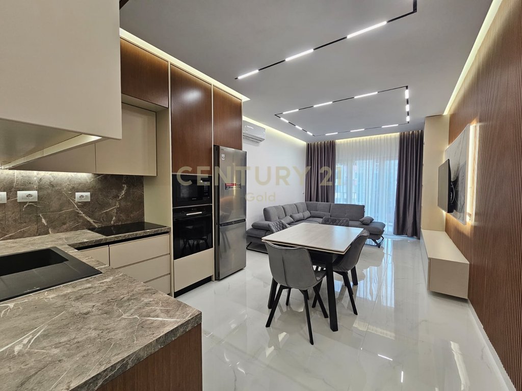 FOR RENT 1+1 APARTMENT + PARKING SPACE!