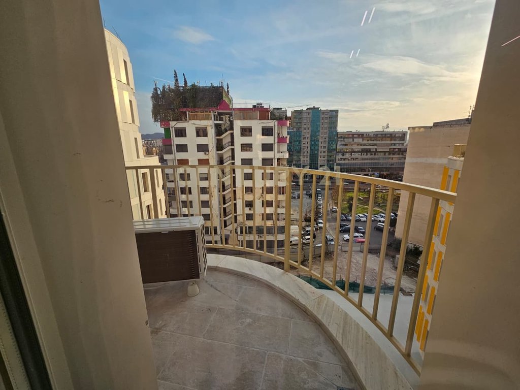 FOR RENT 1+1 APARTMENT + PARKING SPACE!