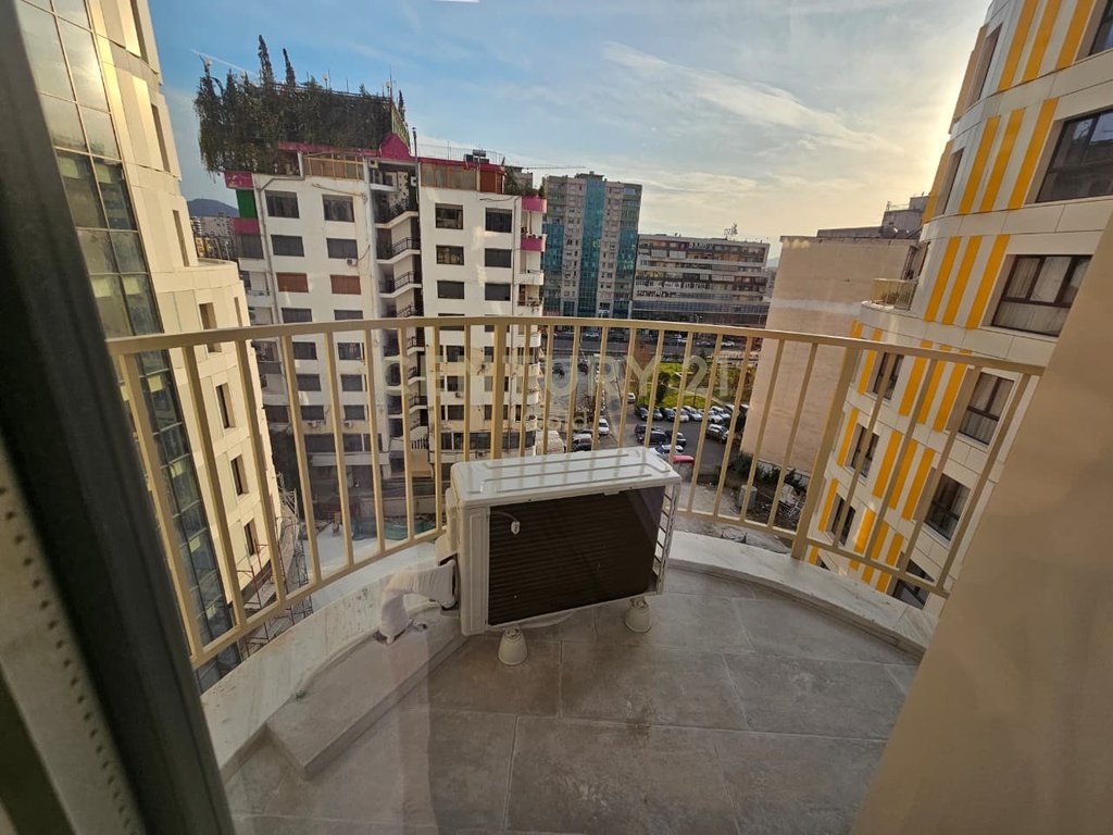 FOR RENT 1+1 APARTMENT + PARKING SPACE!