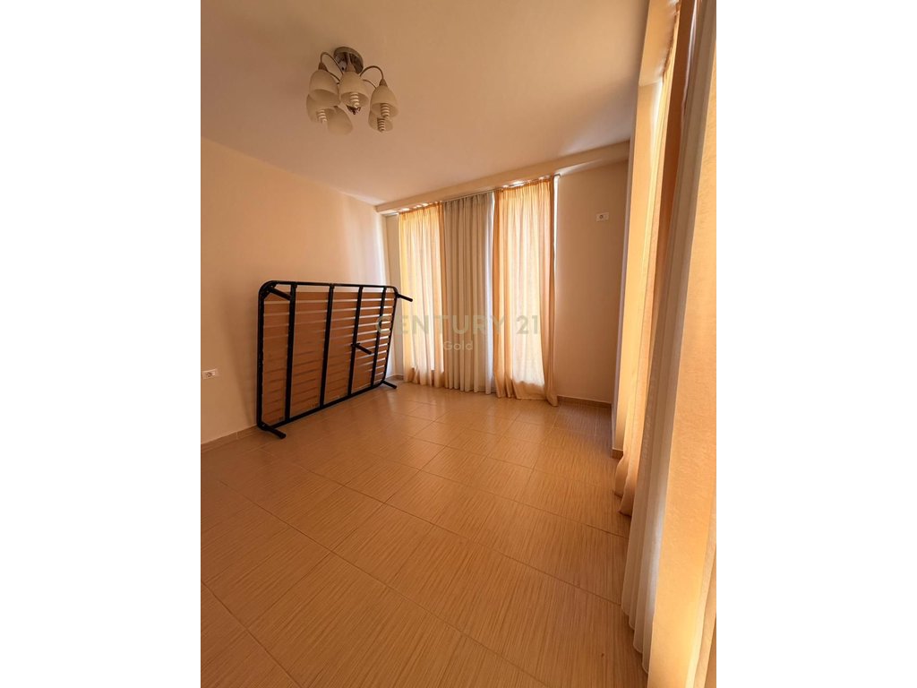 Apartment 2+1+2 + balcony For Rent at New Boulevard, Tirana - 50,000 Leke | 120 m²
