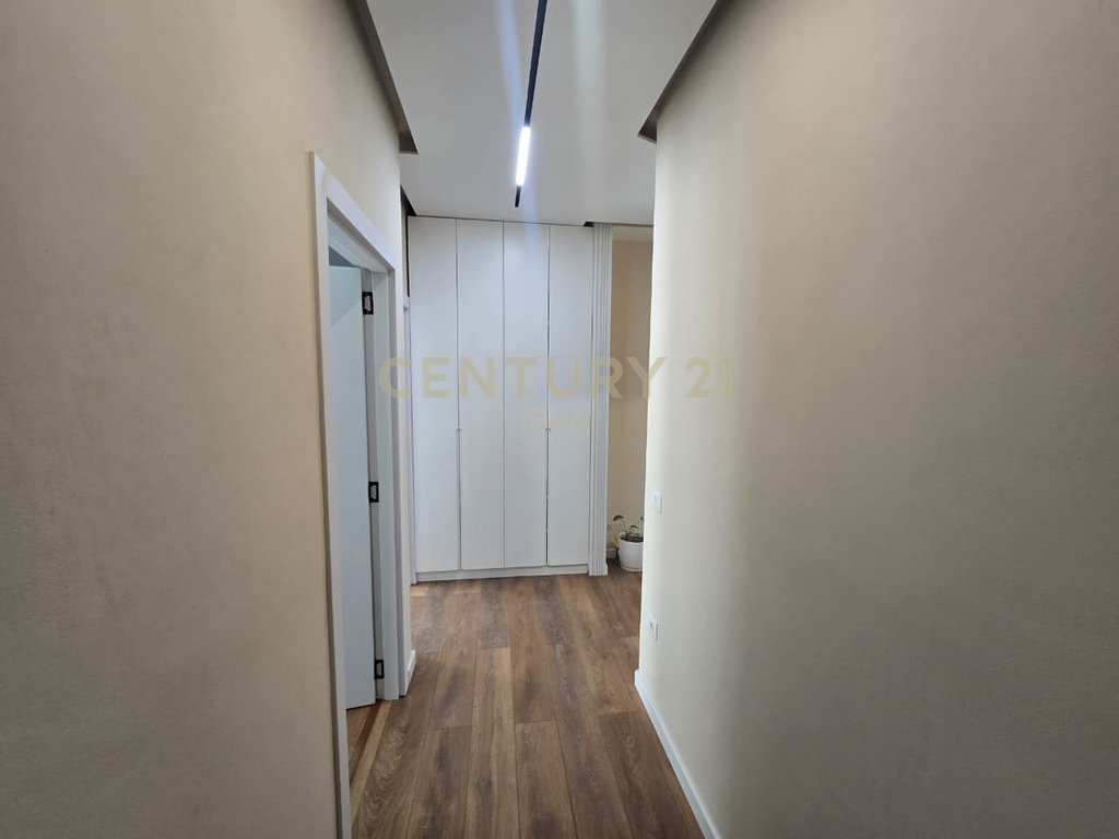 LUXURY APARTMENT 2+1+2+ PARKING SPACE FOR RENT NEAR THE BOTANICAL GARDEN!