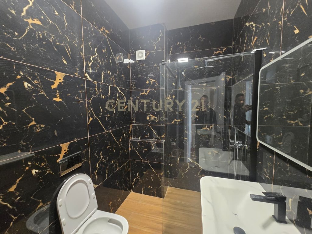 LUXURY APARTMENT 2+1+2+ PARKING SPACE FOR RENT NEAR THE BOTANICAL GARDEN!