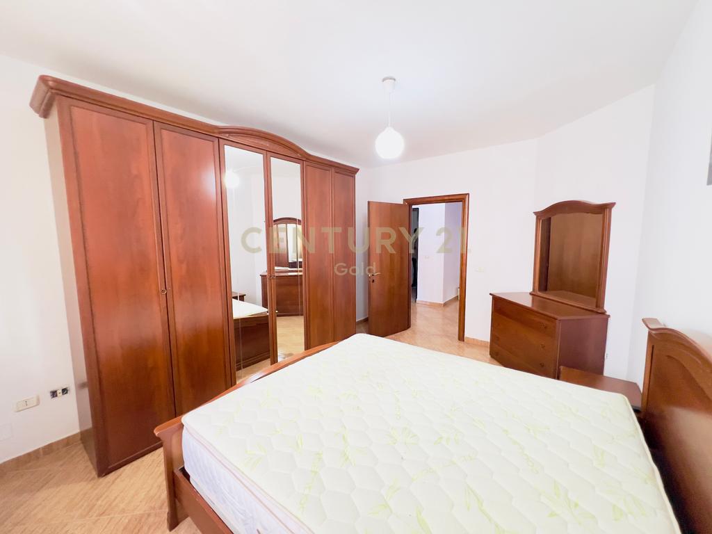 Apartment 2+1+2 at the Paris Commune!
