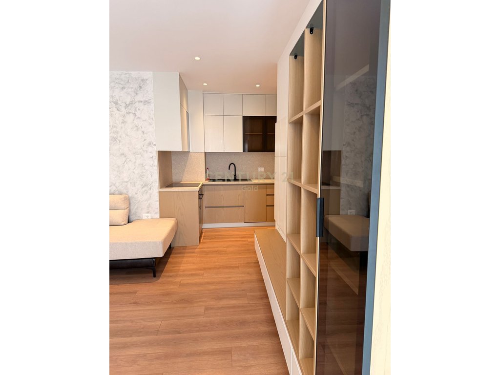 Super Apartment 2+1 For Sale (Center), Cafe Flora Tirana