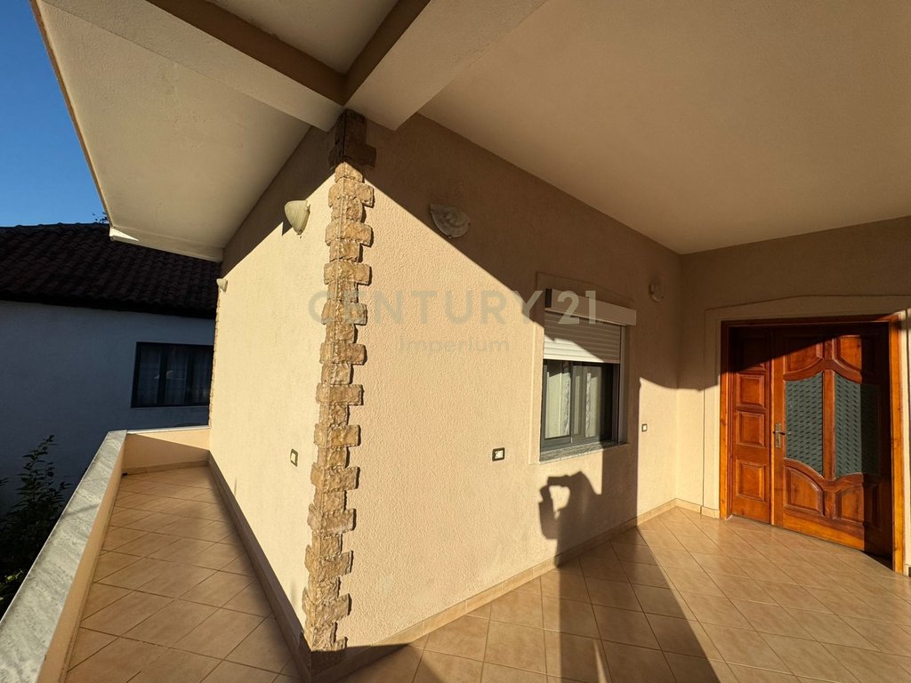 EXCLUSIVE, 2-story villa for sale – Ideal opportunity for living and investment