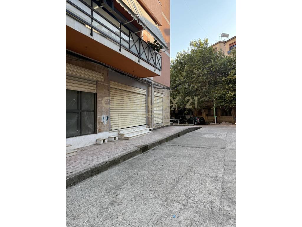 SHOP 4 BUSINESS SPACE IN ALI DEMI – IDEAL FOR INVESTMENT!