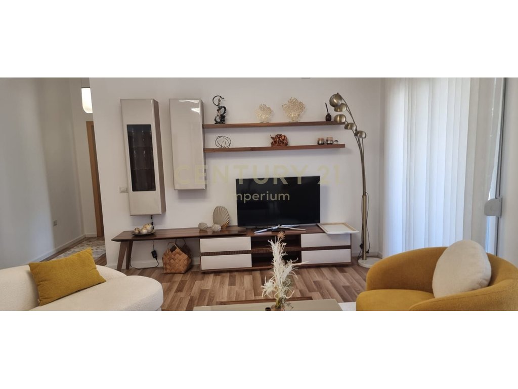 2-Story Villa for Sale in Yrshek!