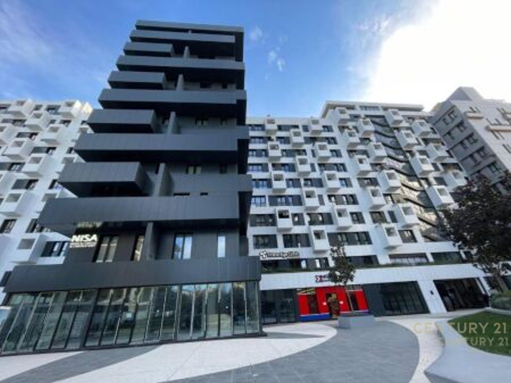 Commercial space for sale at Square 21, Kavajes Street!