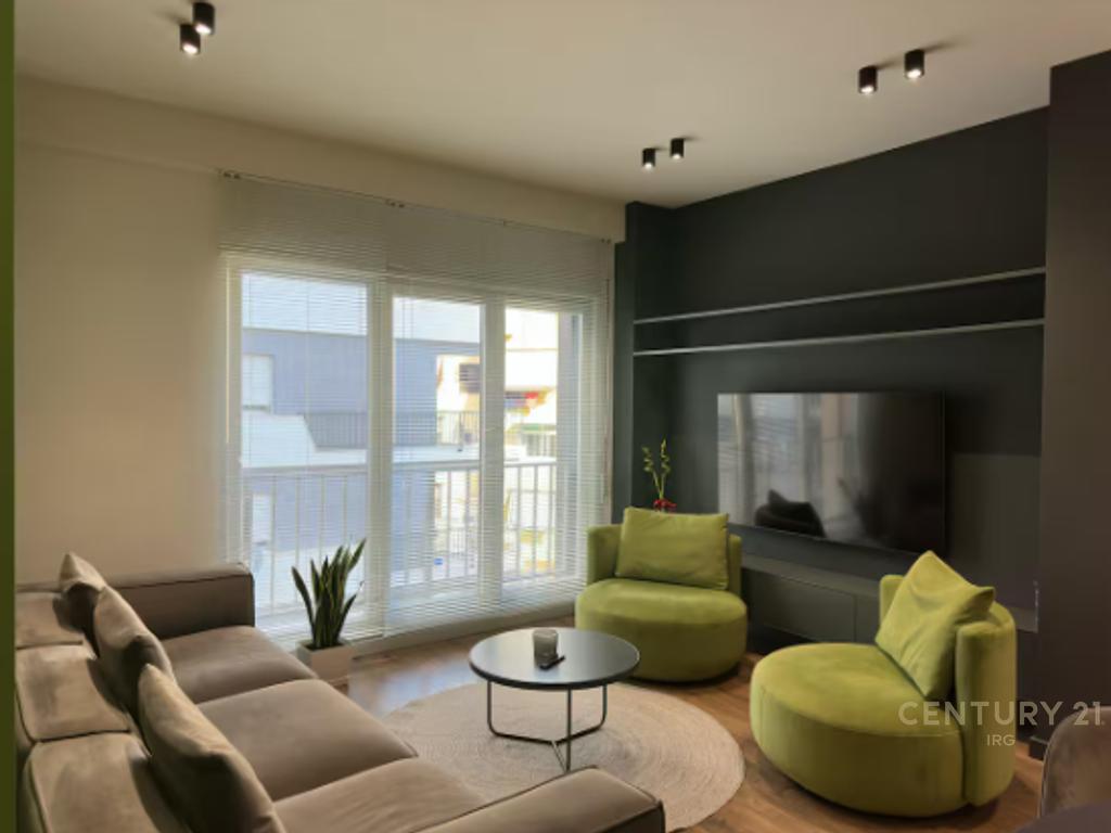 Luxury apartment 2+1+2 for rent on Dibra Street!