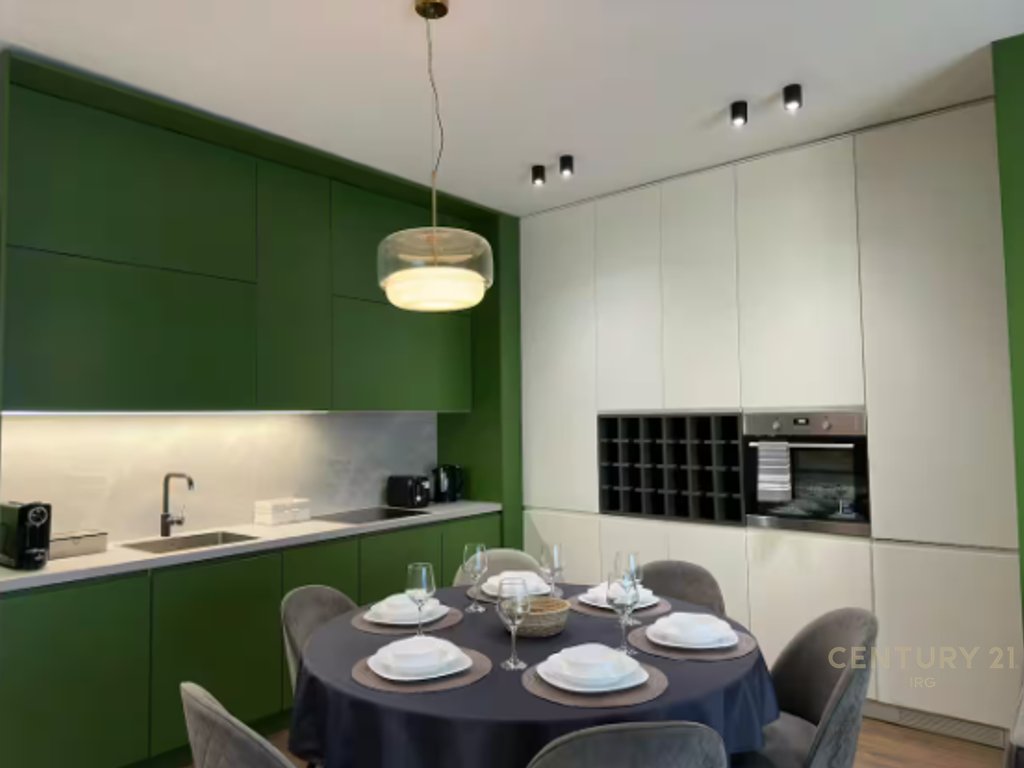 Luxury apartment 2+1+2 for rent on Dibra Street!