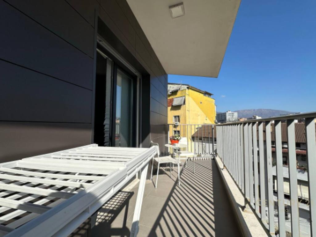 Luxury apartment 2+1+2 for rent on Dibra Street!