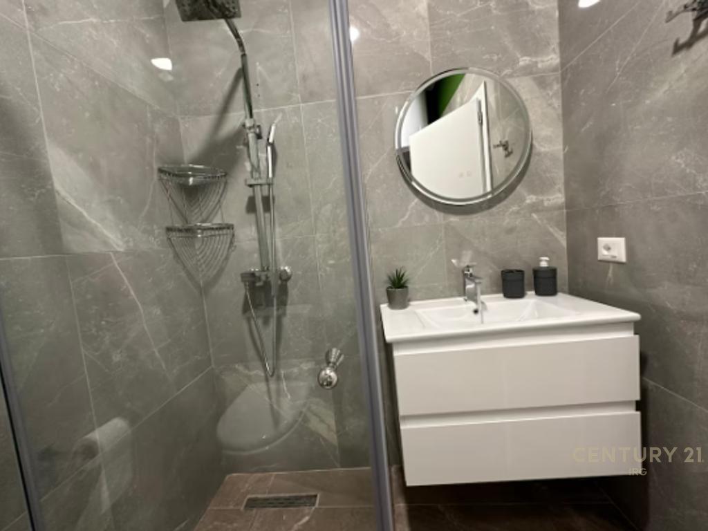 Luxury apartment 2+1+2 for rent on Dibra Street!