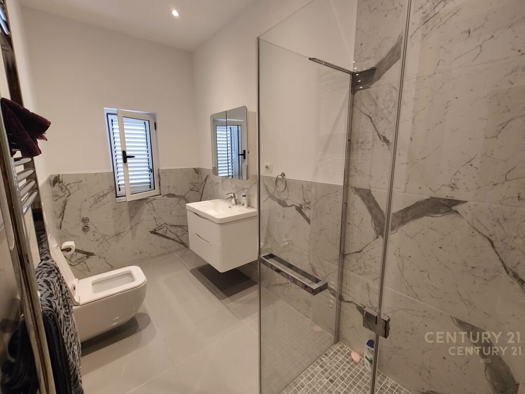 Villa for Rent at the Dry Lake!