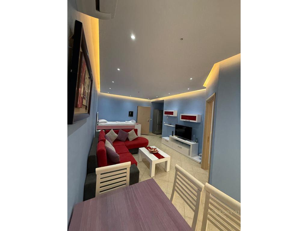 1+1 APARTMENT FOR SALE, IN LUNGOMARE!