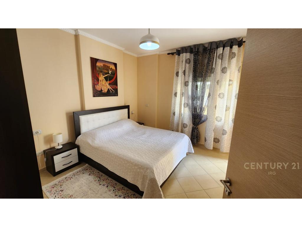 1+1 APARTMENT FOR SALE, IN LUNGOMARE!