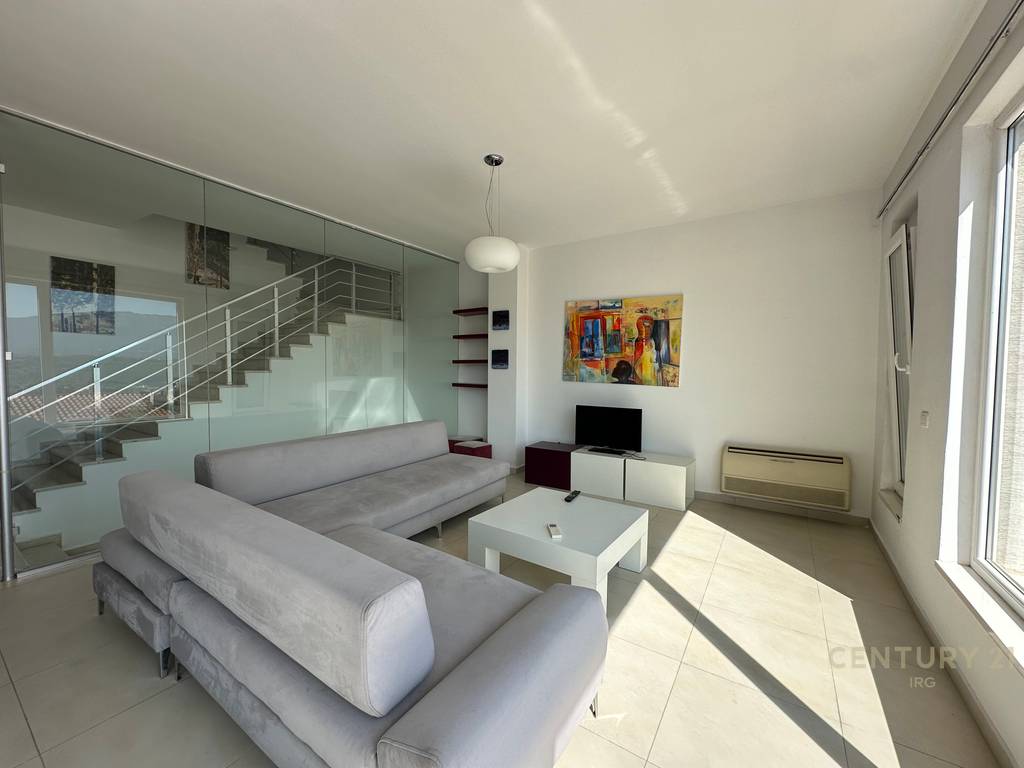 Villa with Pool at Residence Kodra e Diellit 1