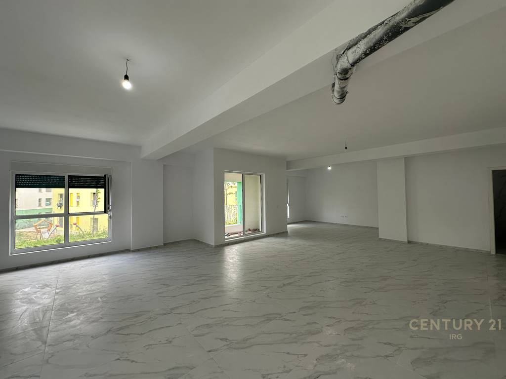 Commercial Space for Rent in Kaimi Residence!