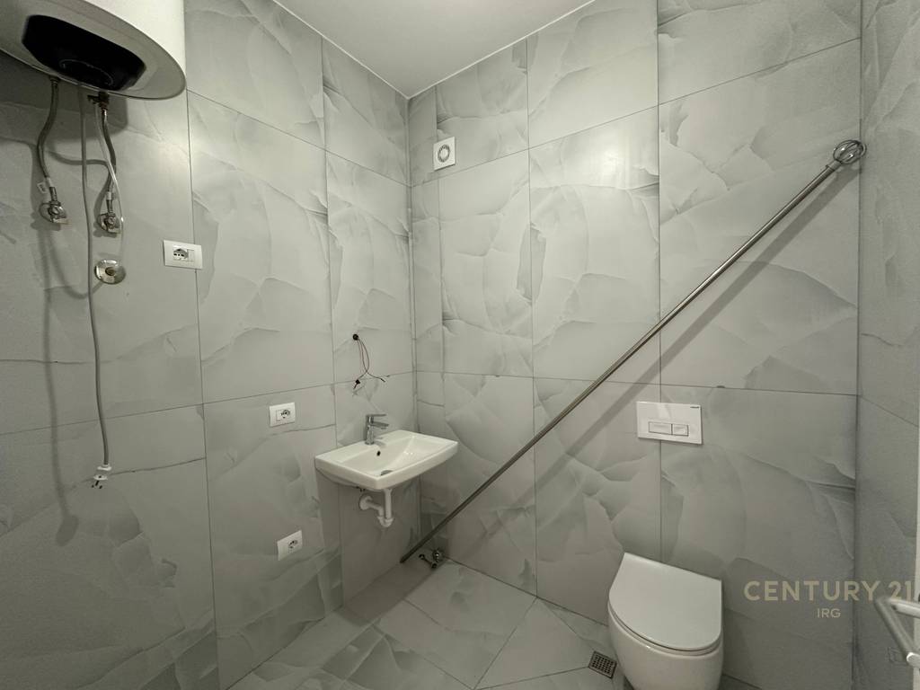 Commercial Space for Rent – Kaimi Residence!
