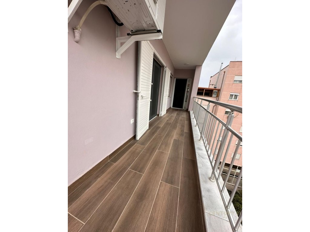Apartment 3+1+Parking Space on Jordan Misja Street!